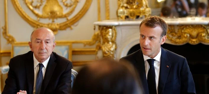 Γαλλία: Ο Μακρόν «έκανε δεκτή» την παραίτηση του υπουργού Εσωτερικών Ζεράρ Κολόμπ